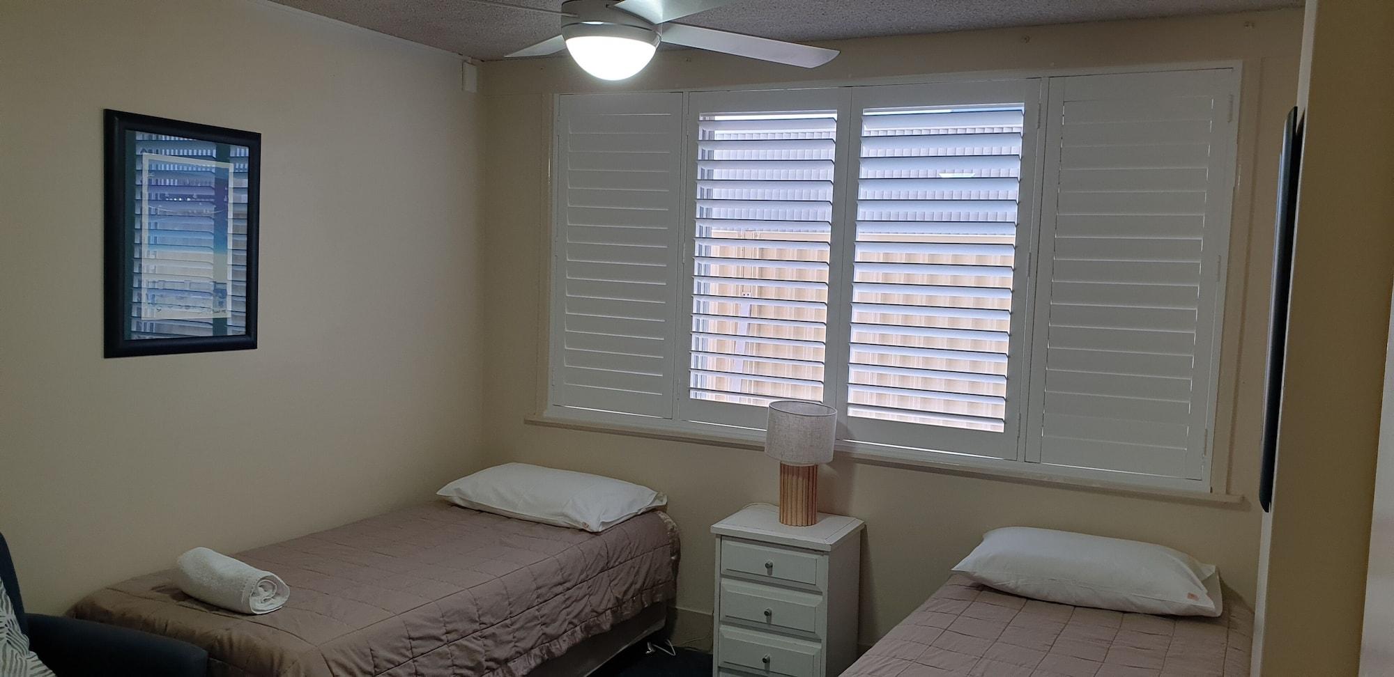 גולד קוסט Wyuna Beachfront Holiday Apartments מראה חיצוני תמונה