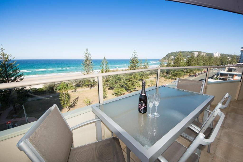 גולד קוסט Wyuna Beachfront Holiday Apartments חדר תמונה